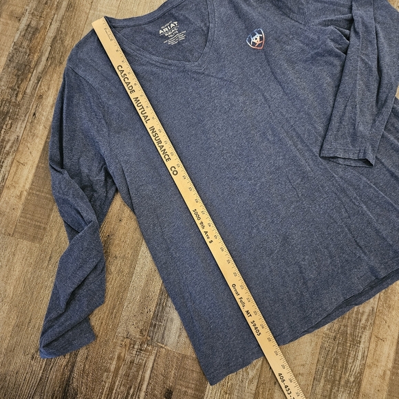 Womans Ariat long sleeve tshirt - Picture 4 of 5